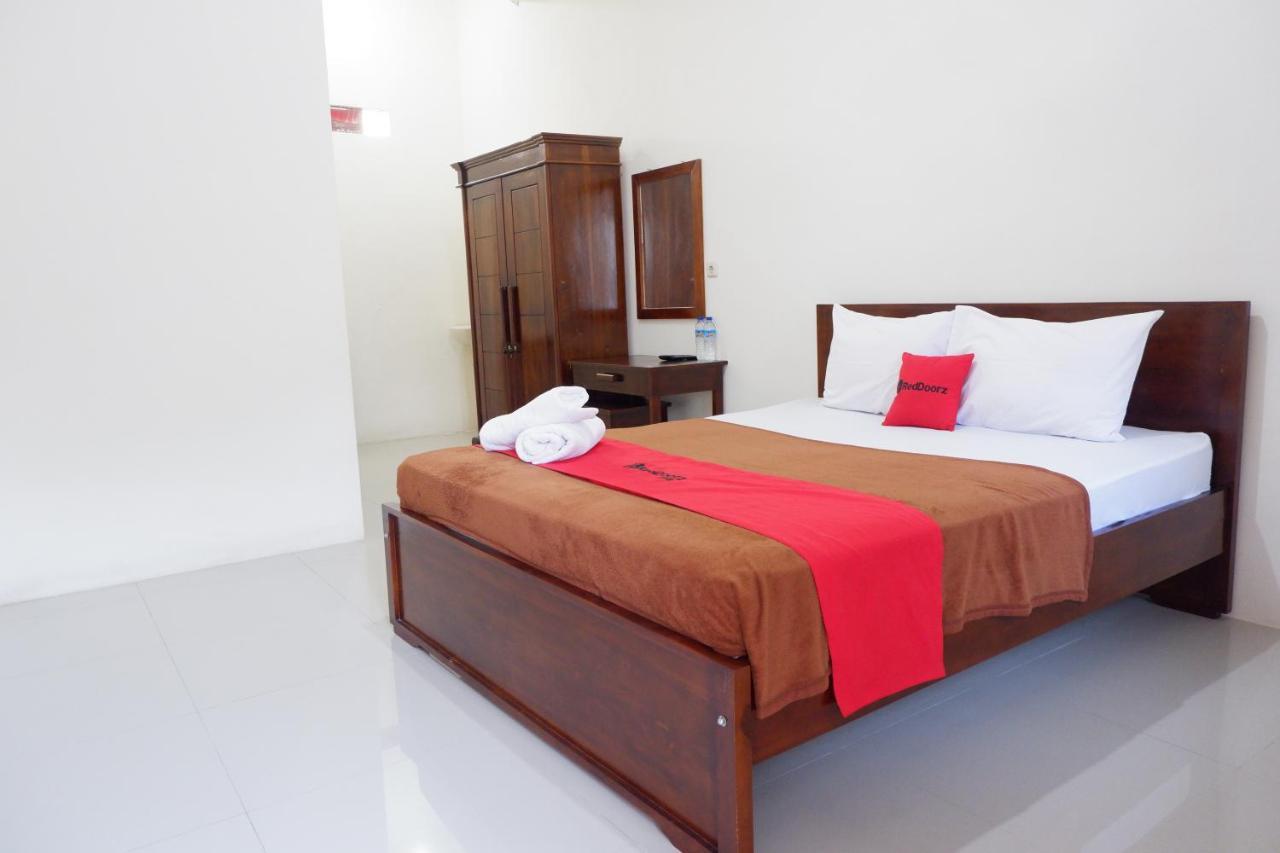 Reddoorz At Bale Eja Syariah Senggigi Appartement Montongbuwoh Buitenkant foto